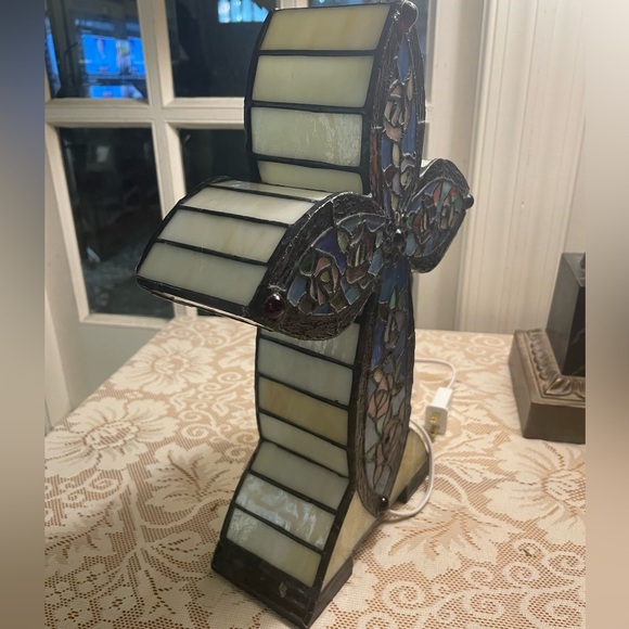 Beautiful Tiffany Lamp Christmas Christian Religious Stained Glass Holy Cross - Picture 12 of 16